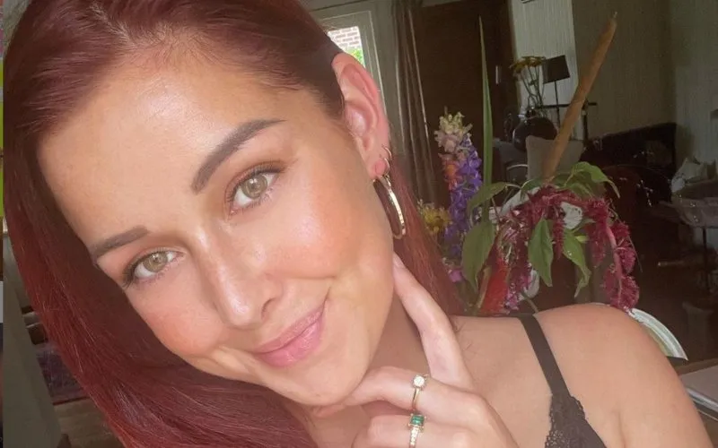 lottevanwezemaelinstagram210916