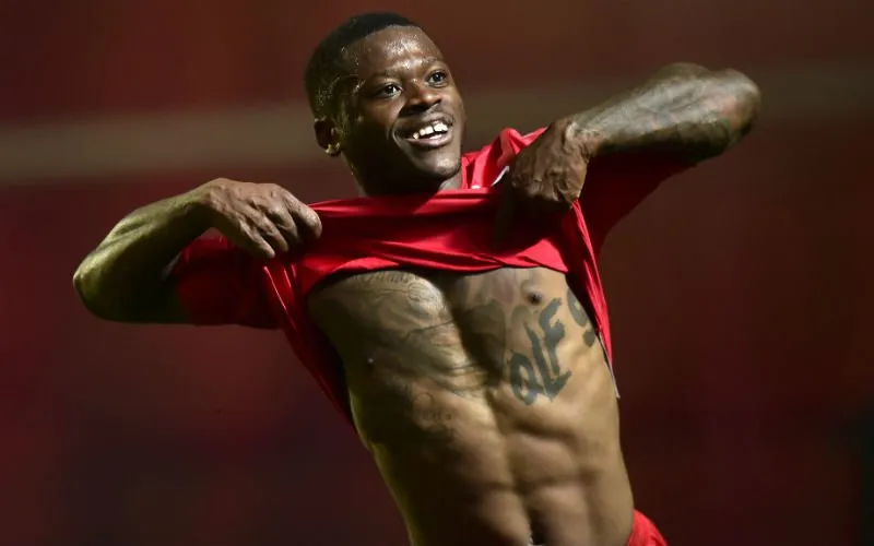 stallonelimbombe9402