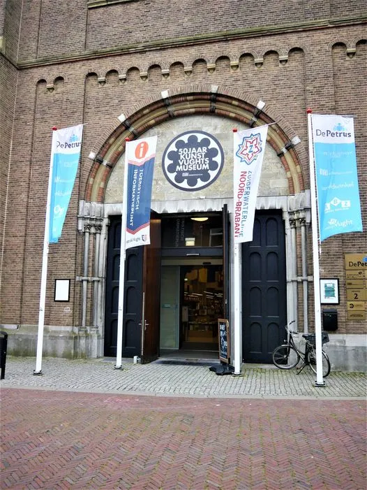 230928 entree depetrus