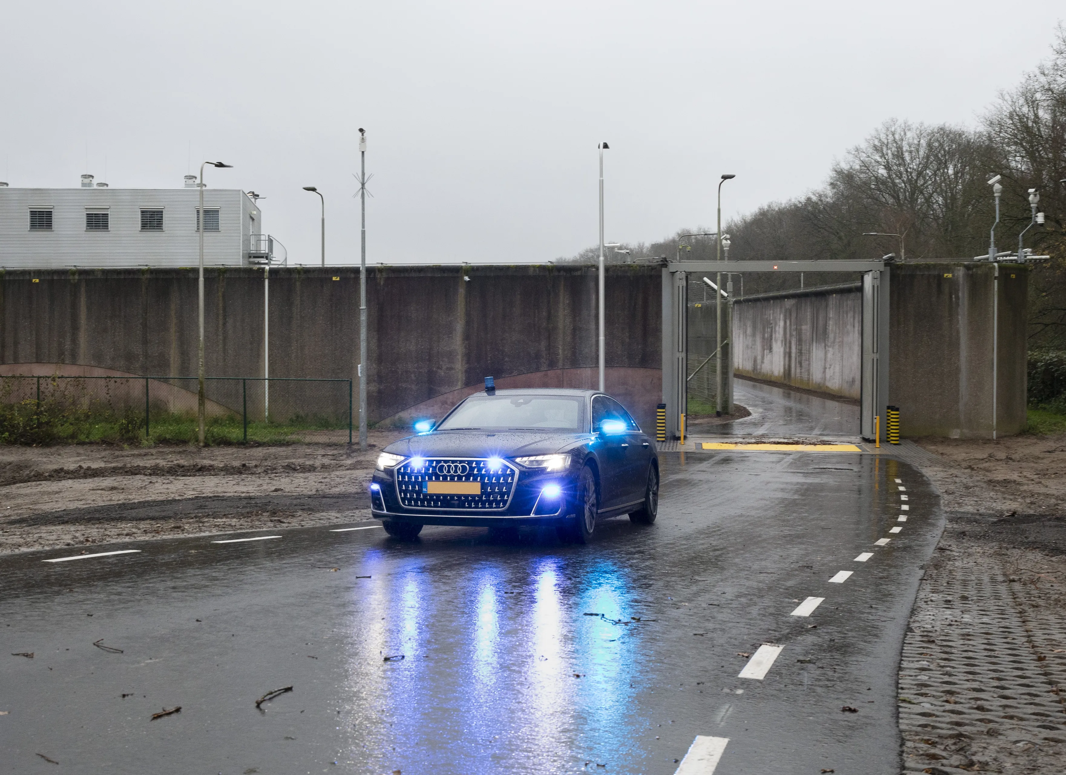 231223 wvb 8b8a03052