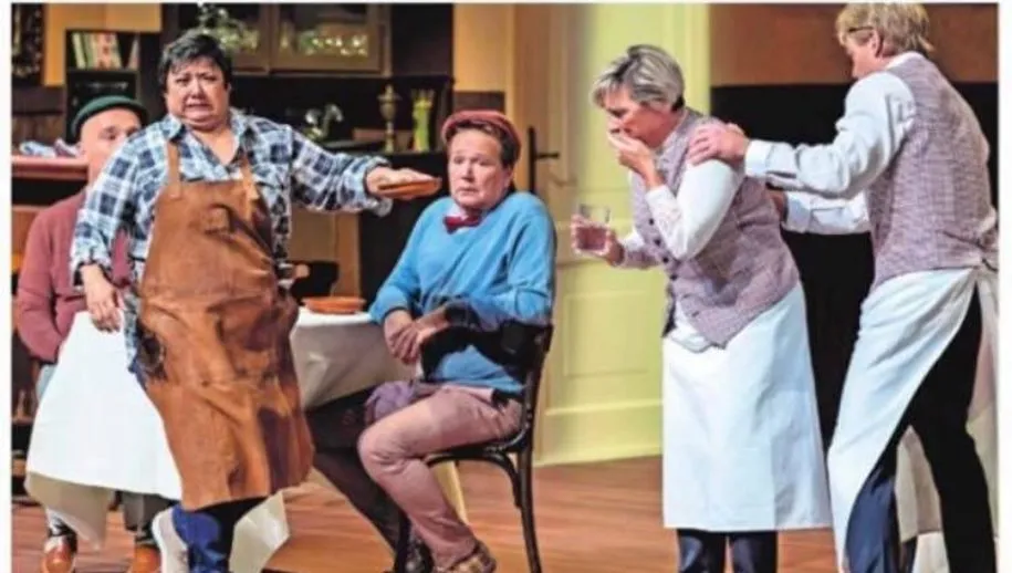 46689636 2034701839925448 8261719663755395072 n 915x518