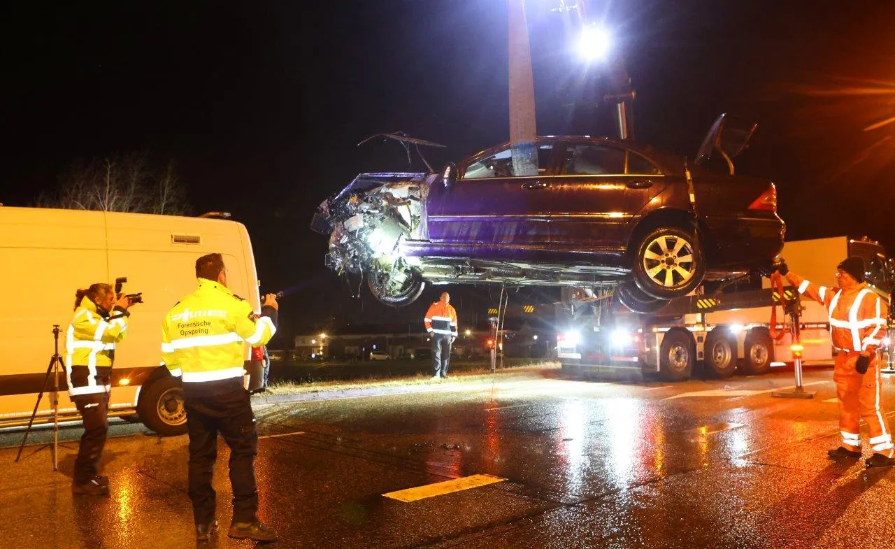 auto te water vlijmenseweg den bosch 1