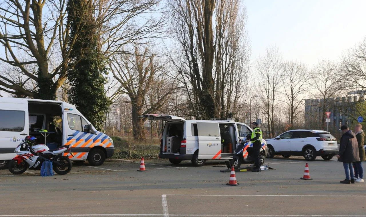 controle den bosch 6