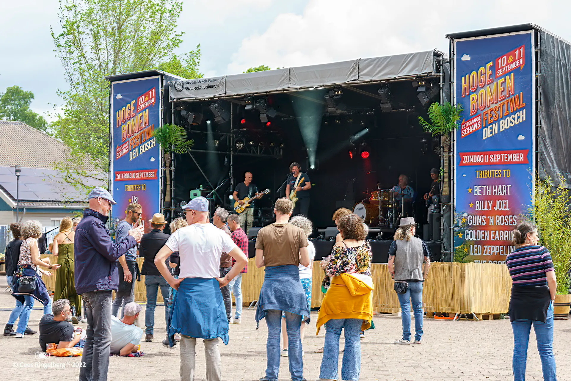 cr alice in wonderbra covers 006