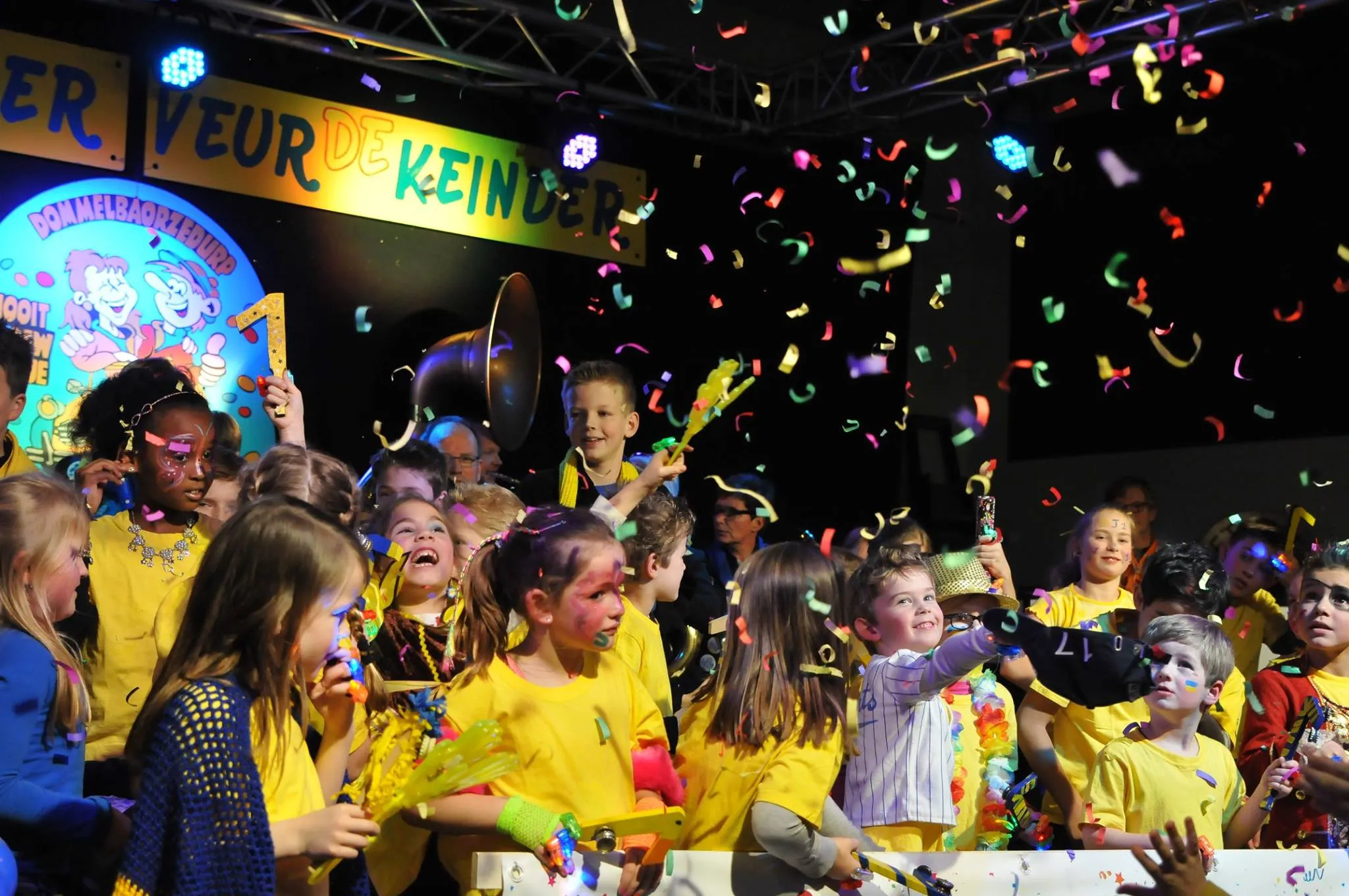 deun en deinder veur de keinder