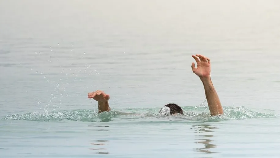 drown 3690715 1920 915x518 1