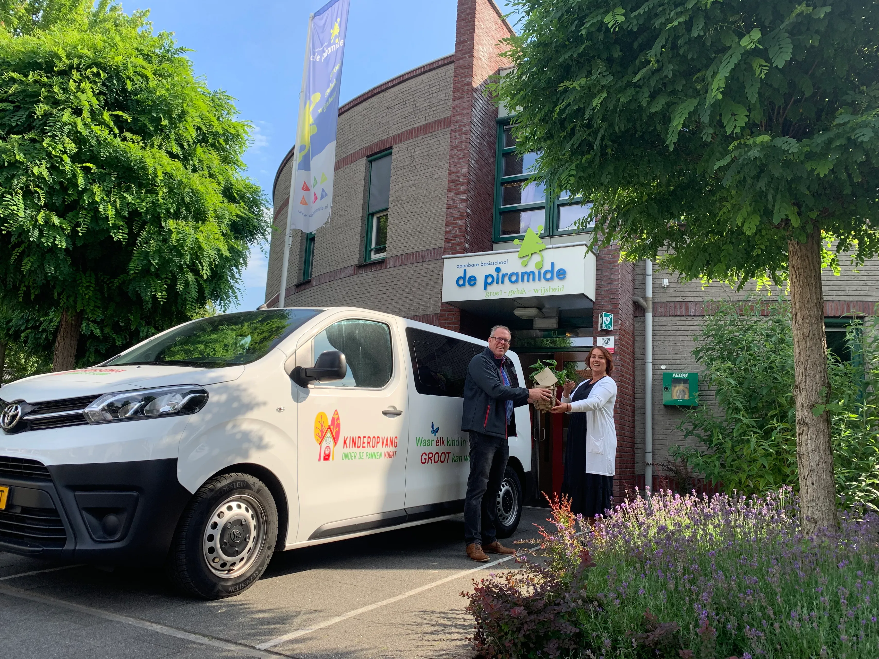 foto samenwerking de piramide