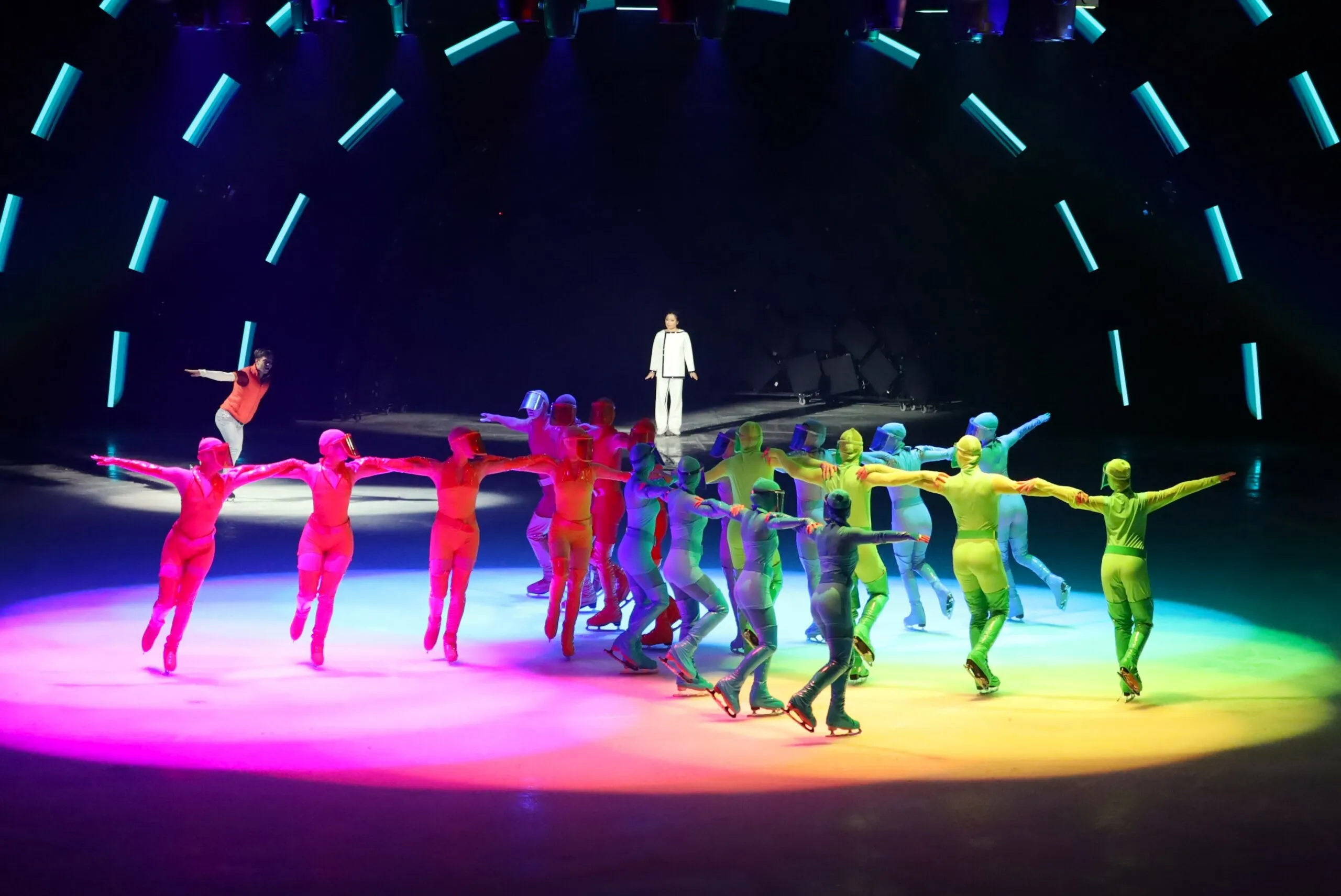 holiday on ice db za1 raw 2802 jpg scaled