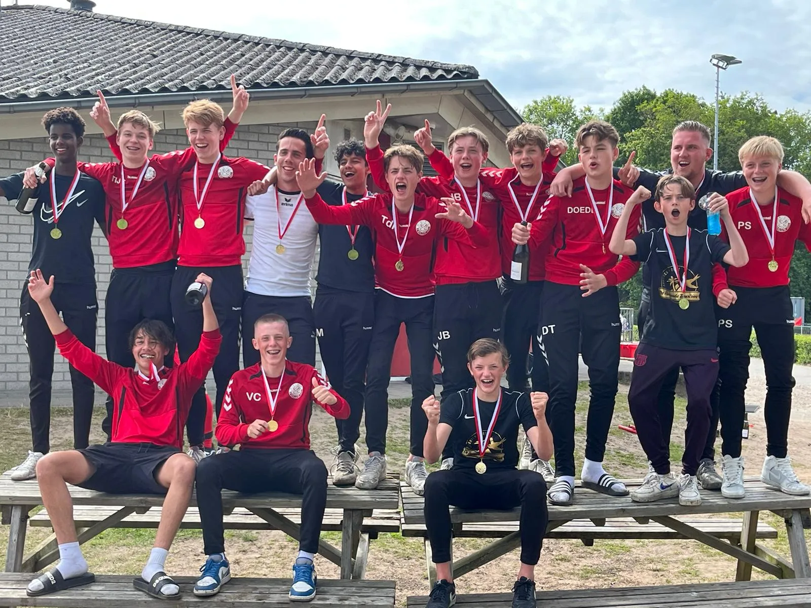 jo15 1 kampioen 22 23