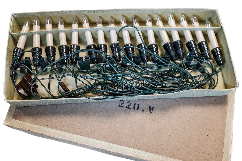 kerstverlichting gemaakt in kamp vught foto jan van de ven