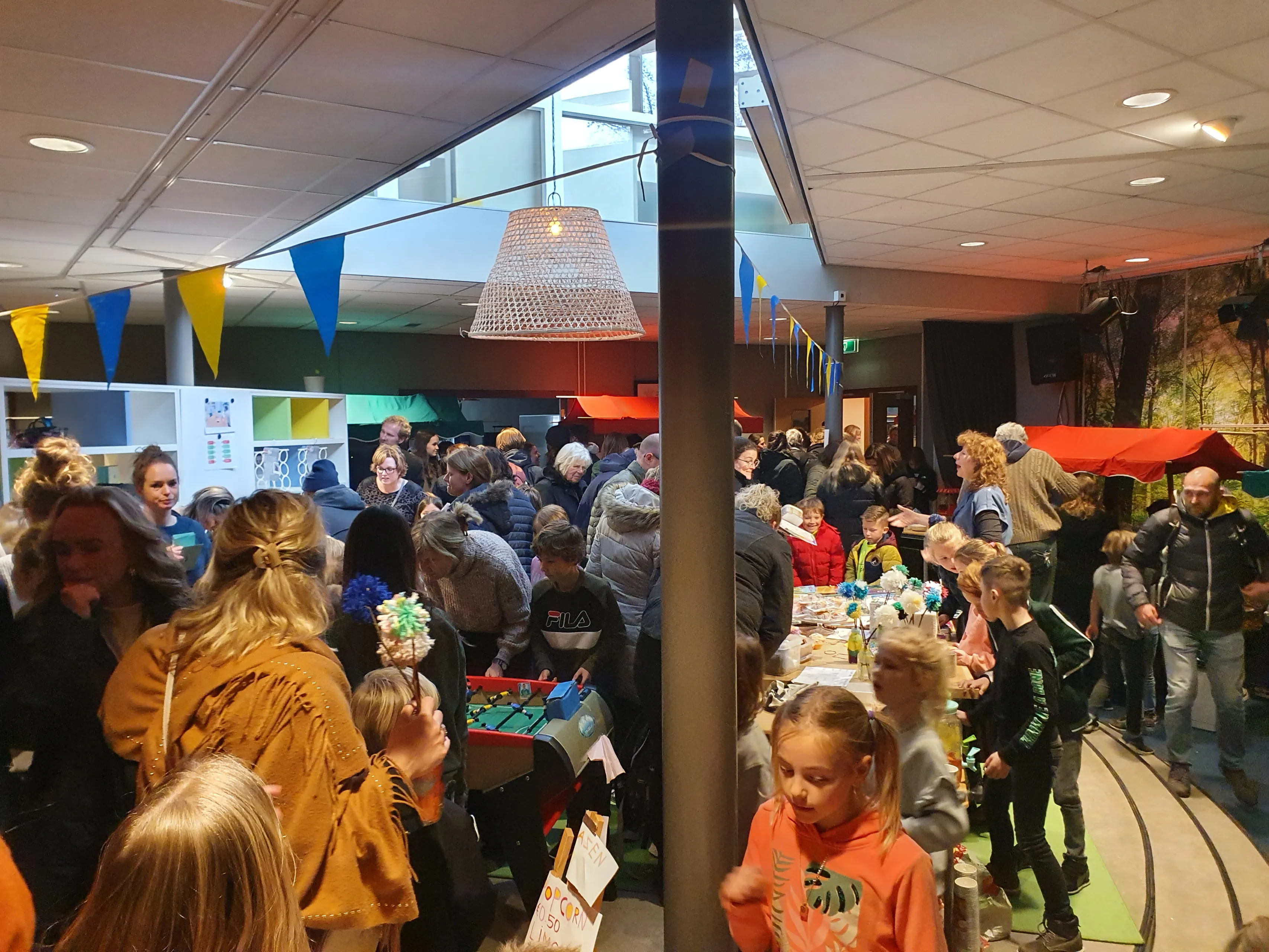 schoolmarkt voor oekraine