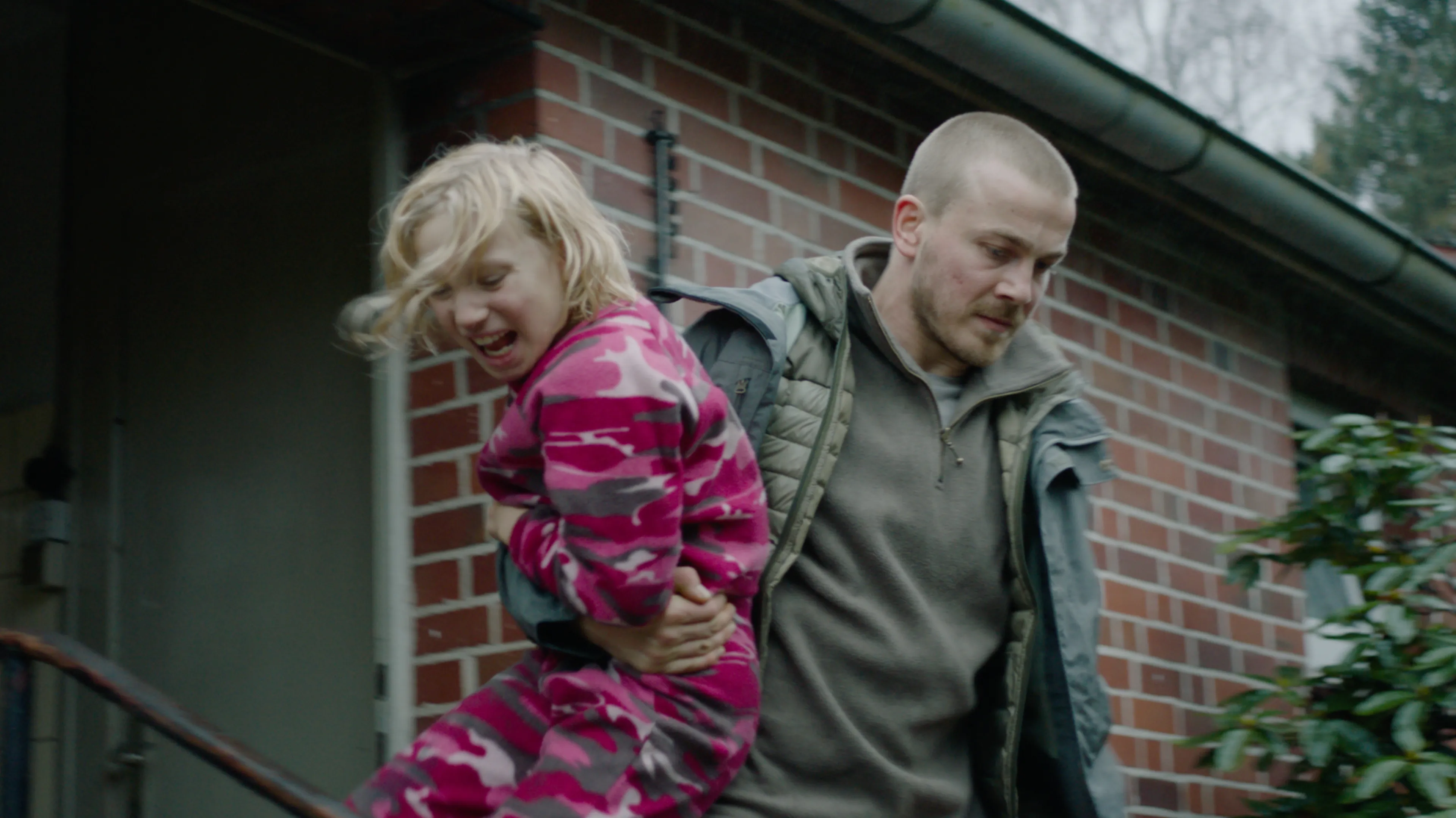 system crasher st 8 jpg sd high copyright kineo film weydemann bros yunus roy imer