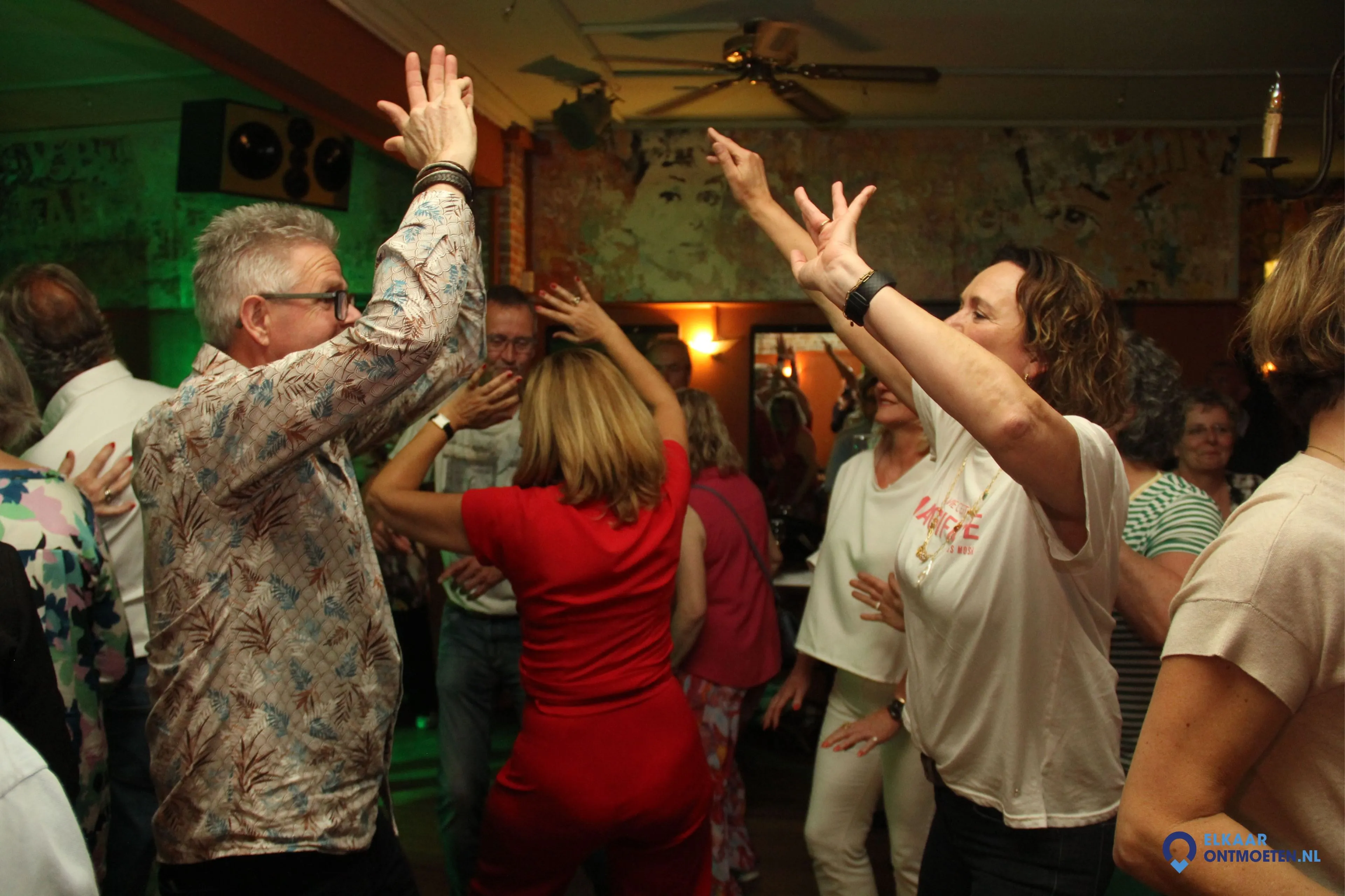 50 single activiteiten elkaar ontmoeten dansen pers