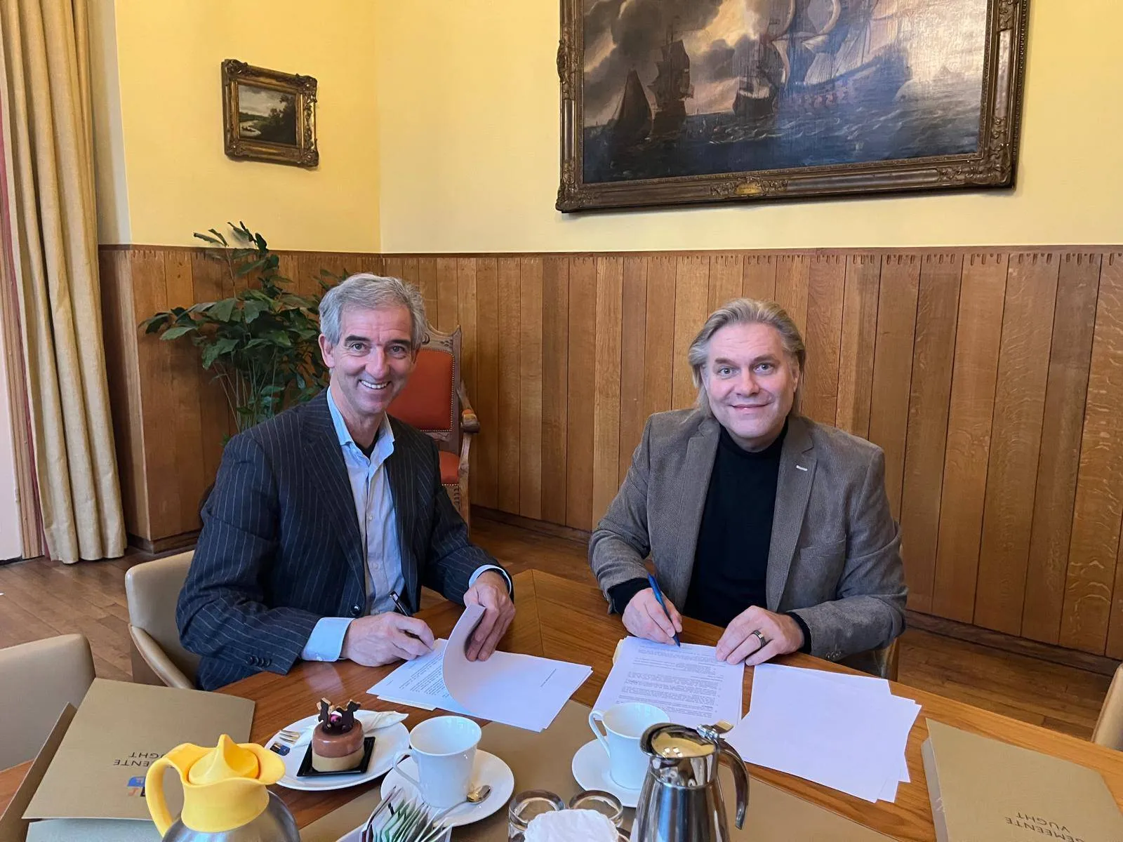 20250211 ondertekening intentieverklaring onderzoek woningbouw den hoek ii