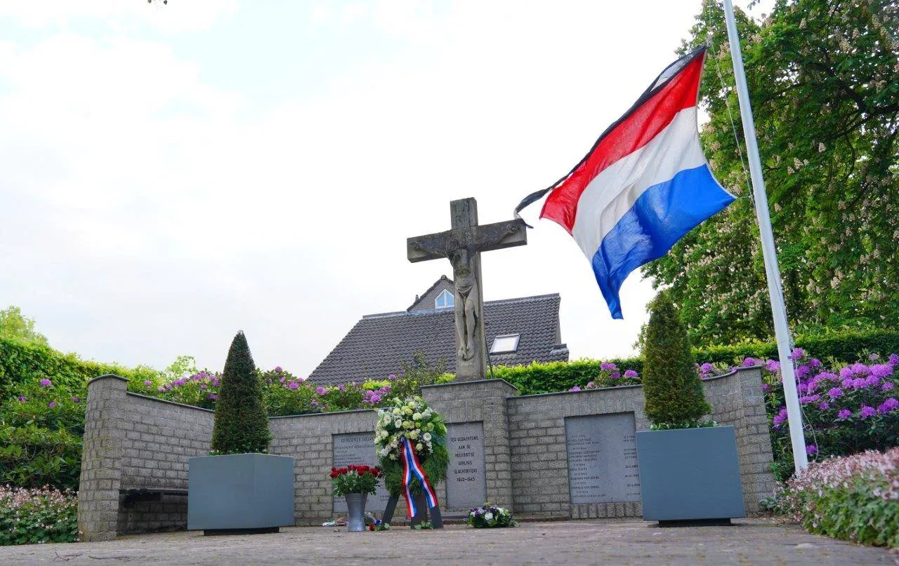 2025 05 04 meesters multi media fotos dodenherdenking helvoirt0