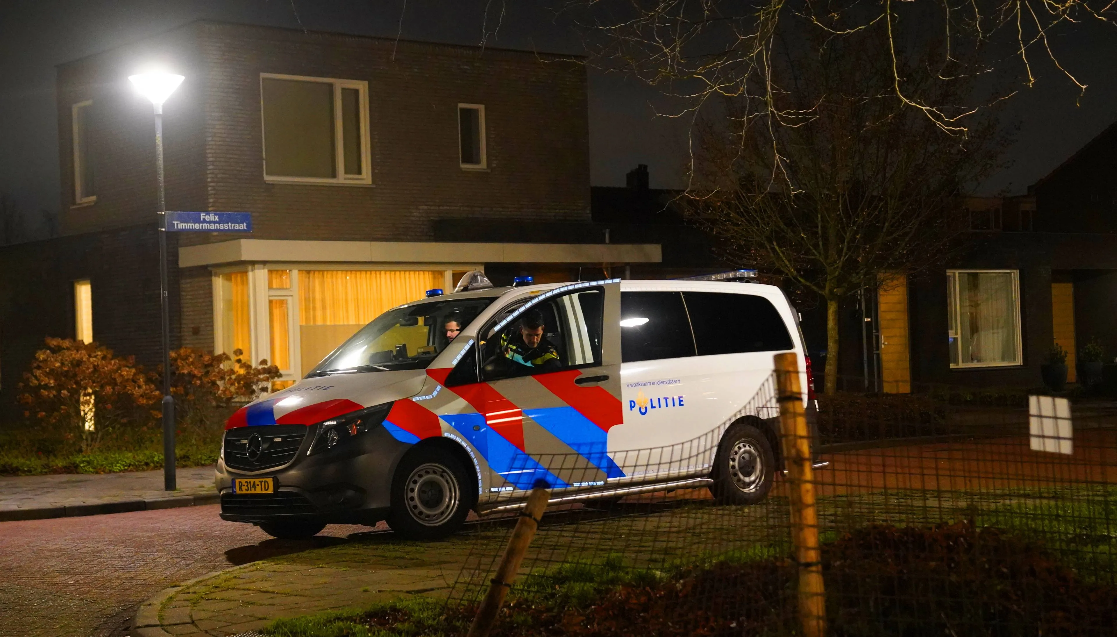 3500695f-7a39-4d50-8ecb-421def580637