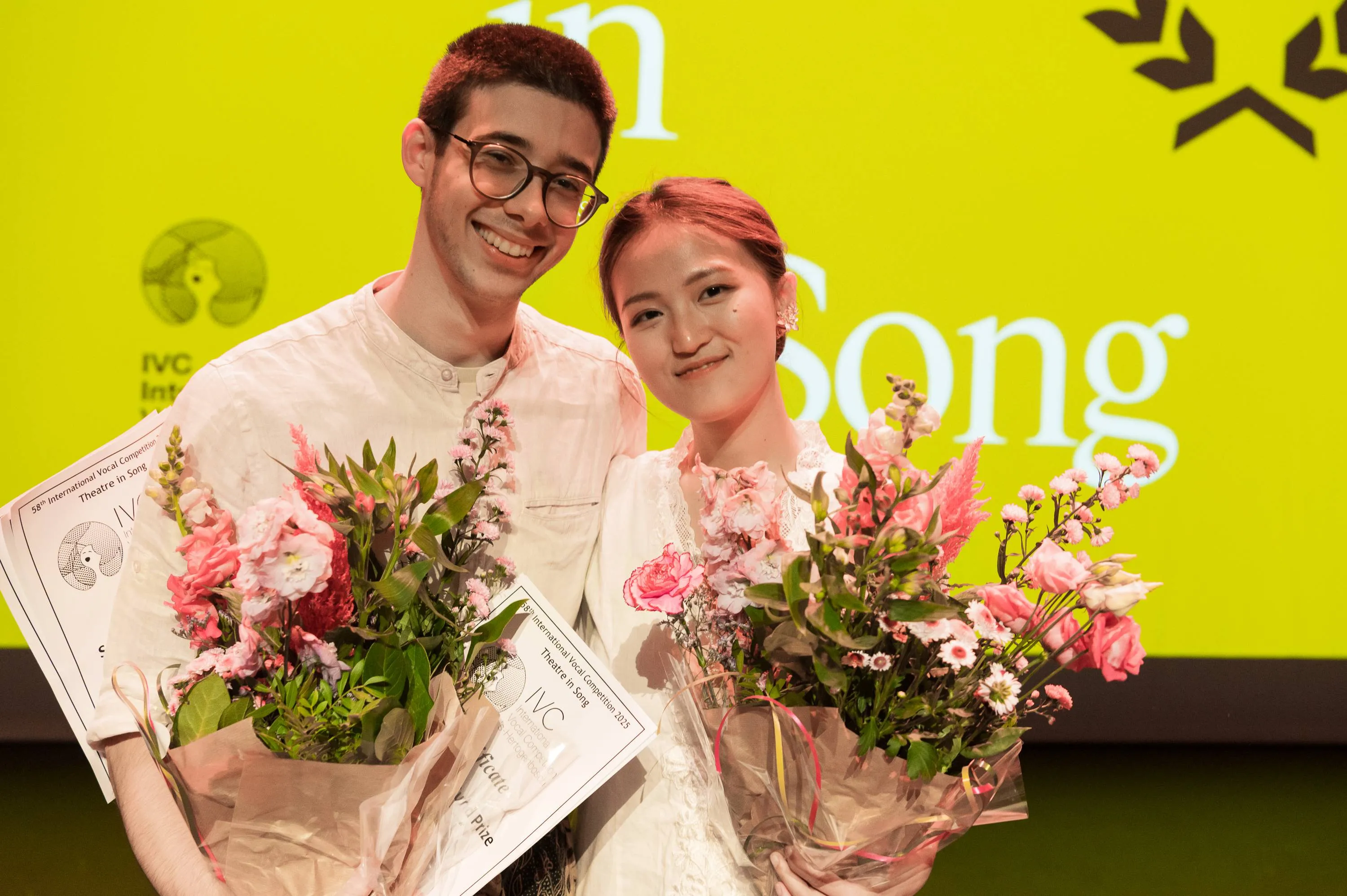 madeline saputra en Apollon Kalamenios1_1