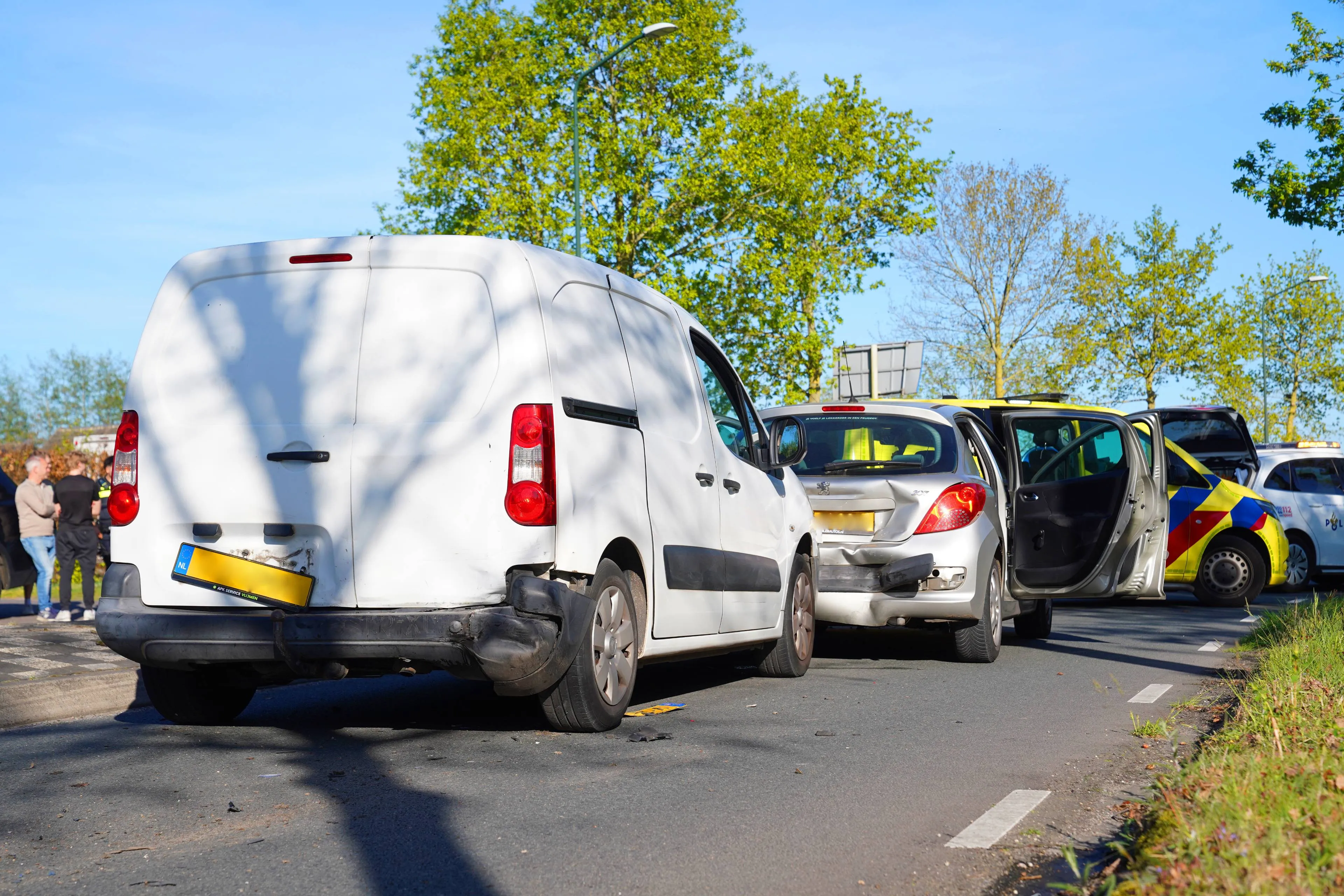 b51bcab5-1278-4ab9-b744-89940529f281