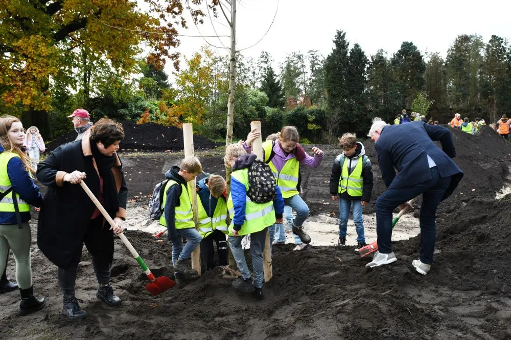 105691 20231101 waalwijk jst1586 8256x5504