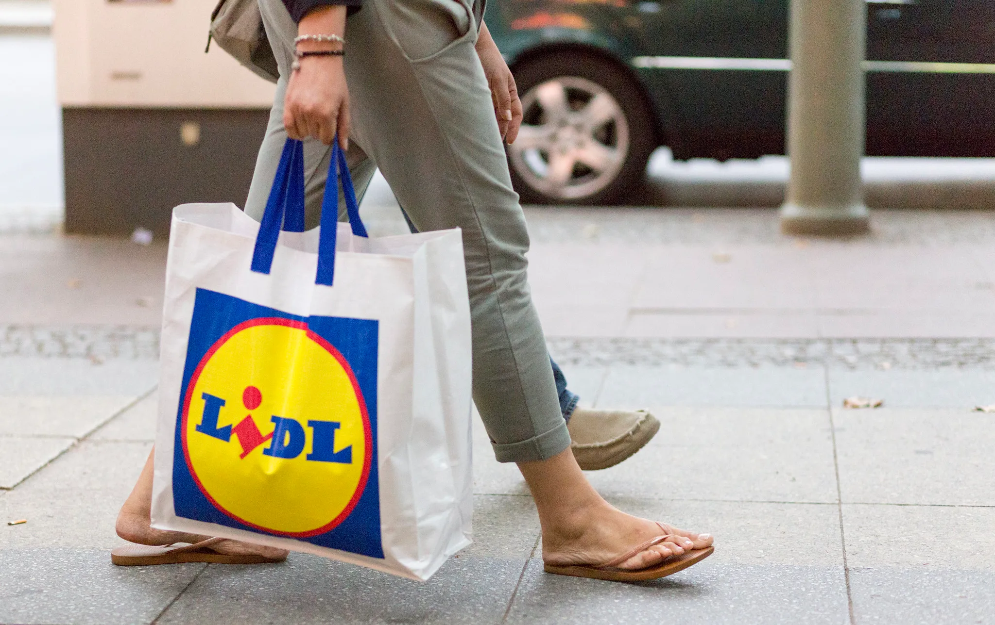 14605726217 6244066d28 k