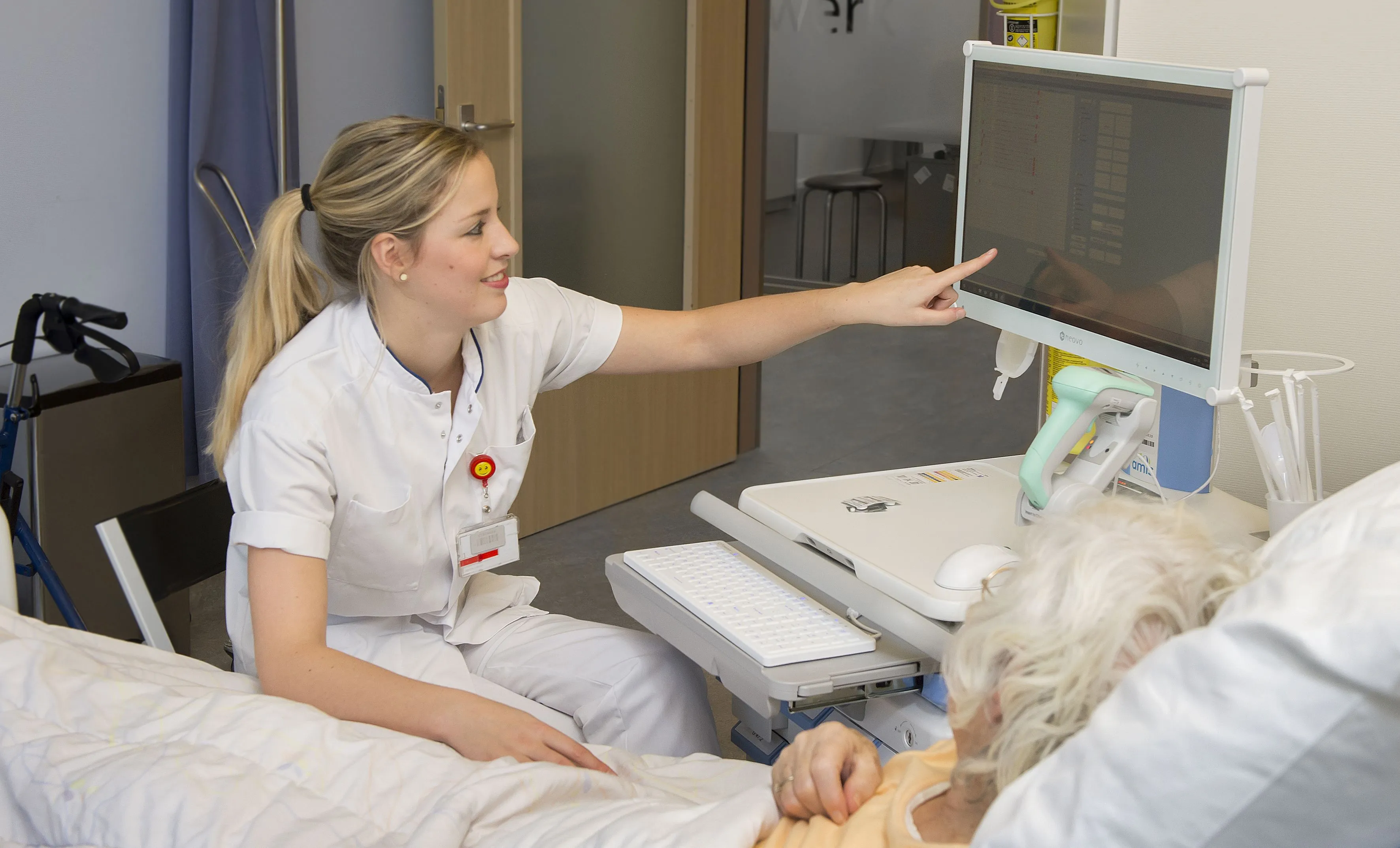 180110 christel derks met mow etz2812a