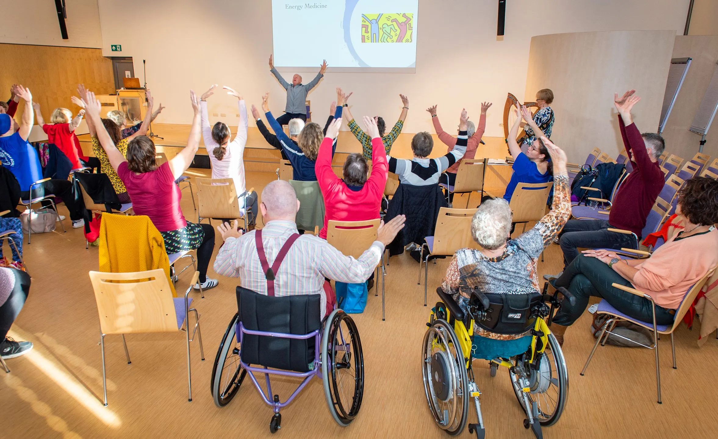 1811006 dansen met patinten 5585