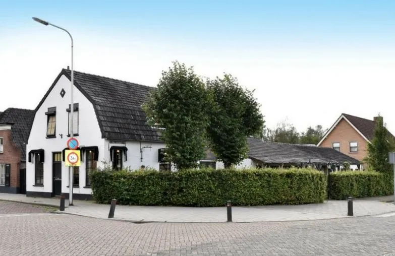 26907018 1769799919990946 566031090193865245 n