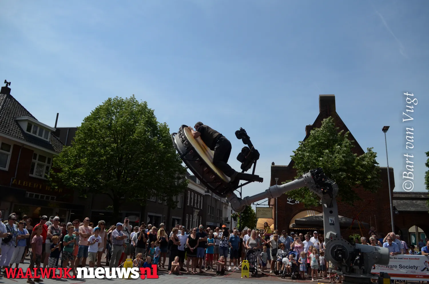 34906656346 858fe66bd4 o