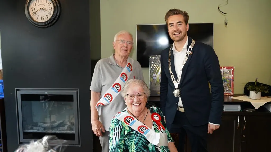 c7b017f7 f77b 4750 bf86 5ad6f99f1ade 1