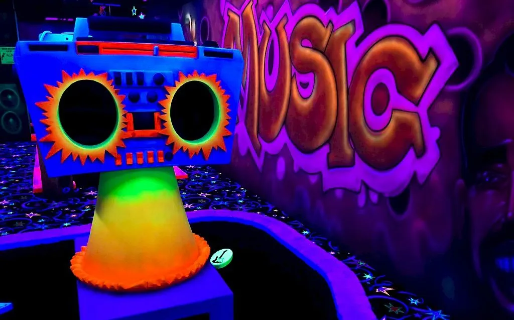 glowgolf boombox