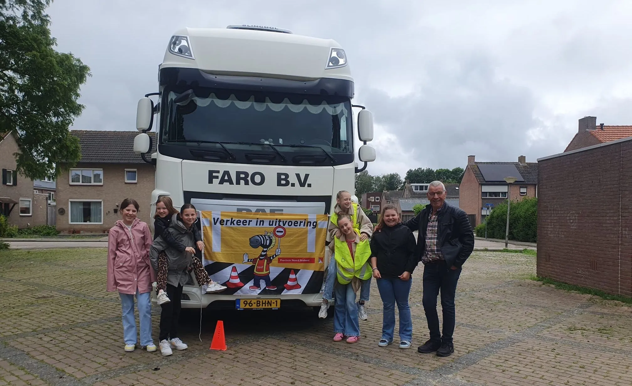 hans bedankt voor de leerzame les