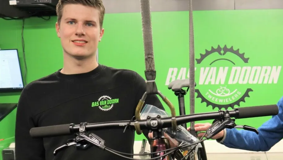 jordy scaled 915x518 1