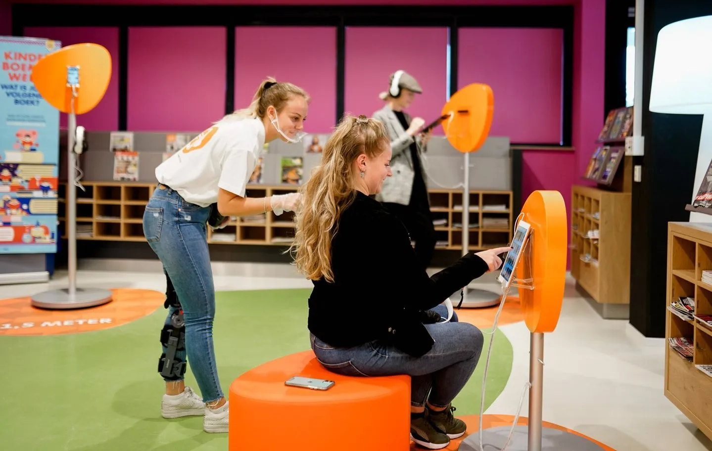 lees en luisterspot in de bibliotheek