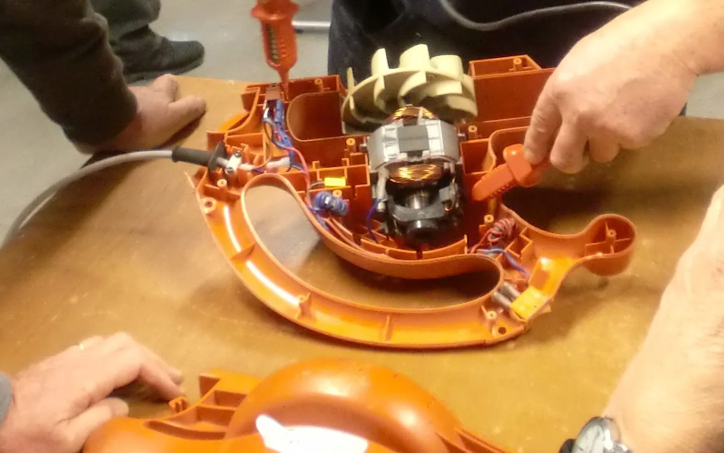 repair cafe tuingereedschap 2