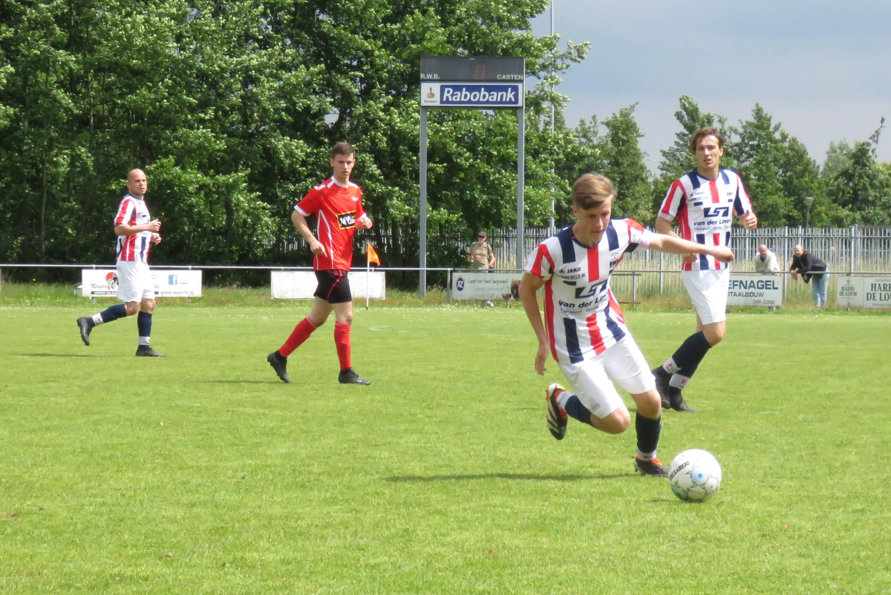 rwb 1 lewedorpse boys 1