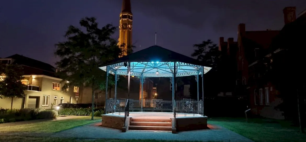 slideshow kiosk 2