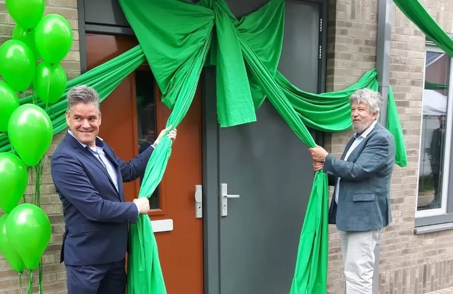 viering eerste nom woningen