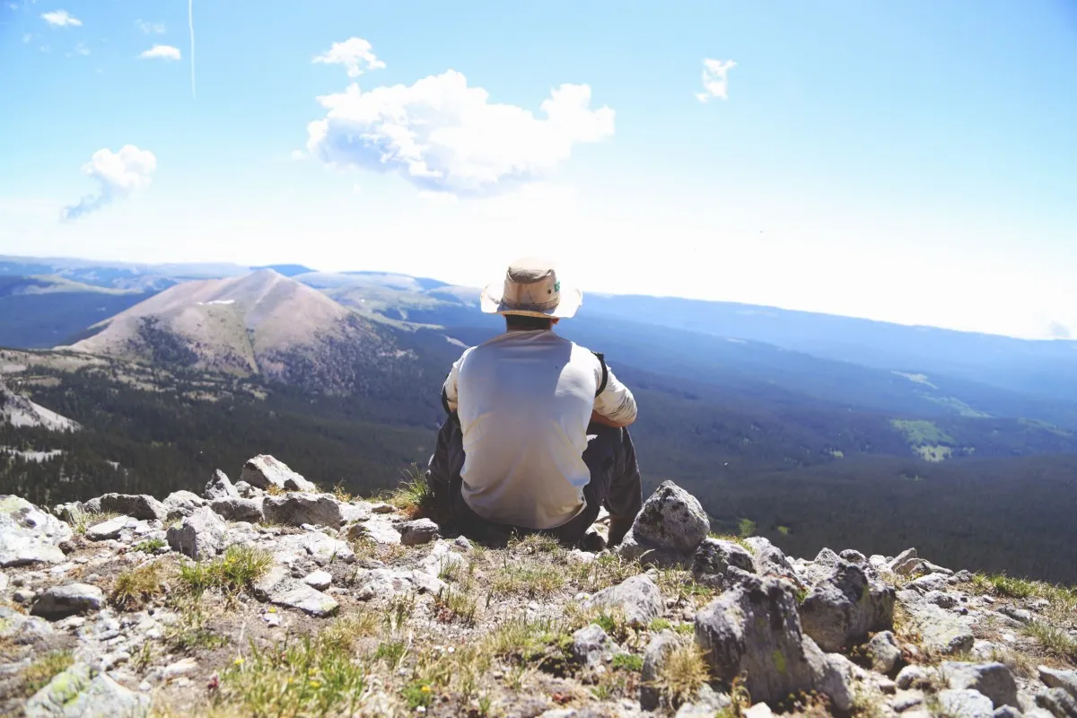 view peaceful sitting hiker solo 582 1