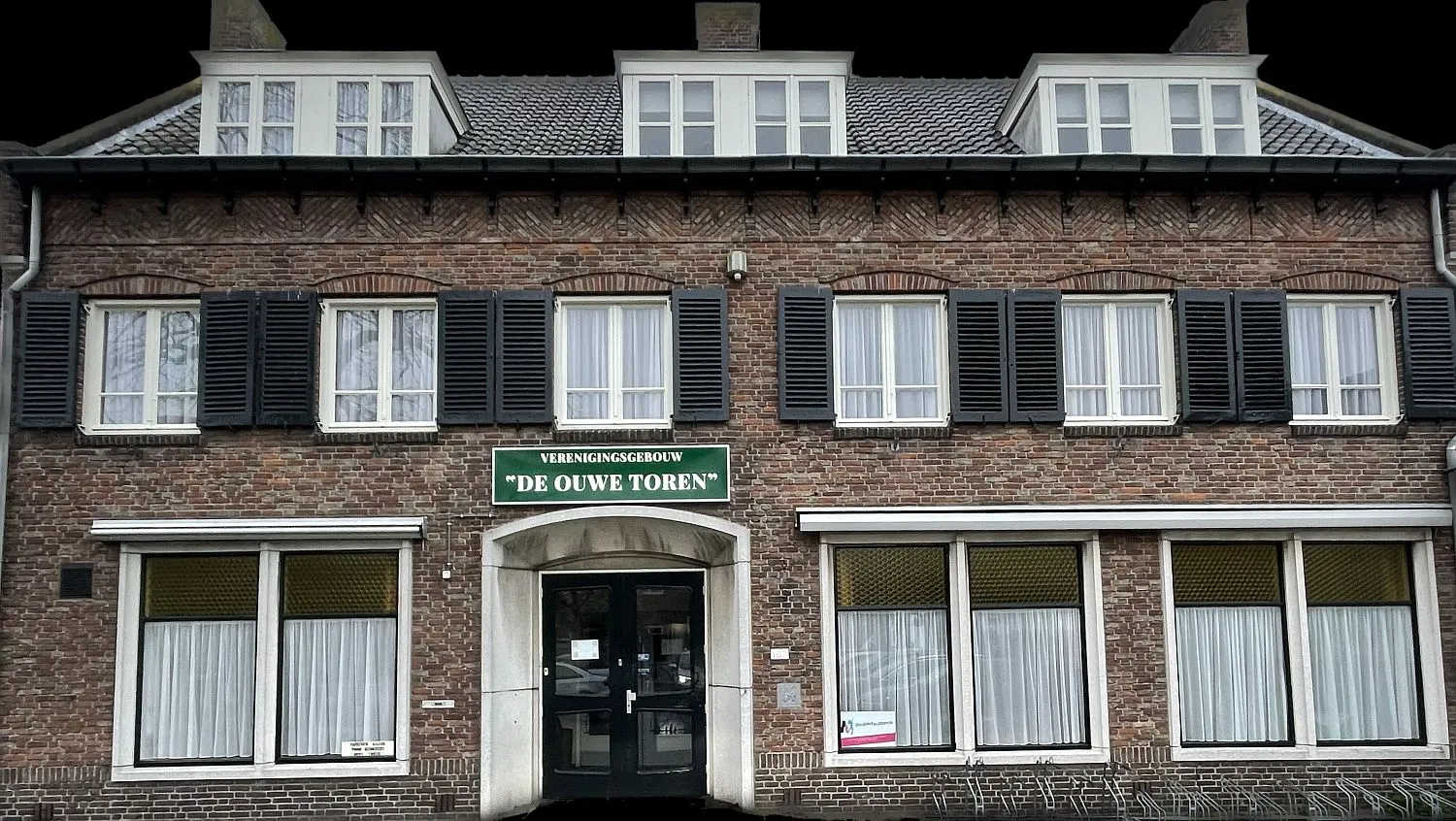 voorzijde de ouwe toren 2