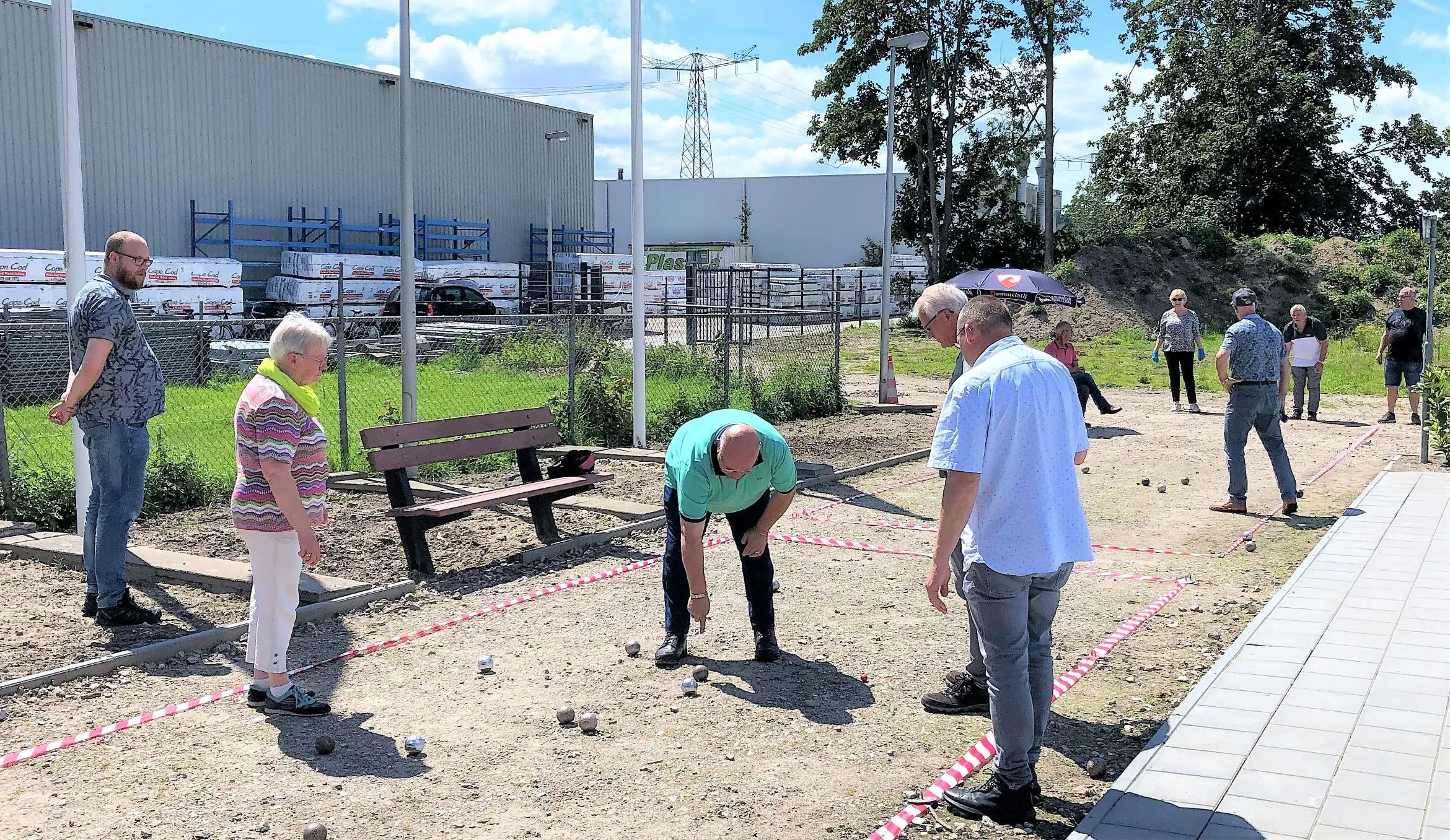 welke bal lig het dichtste bij