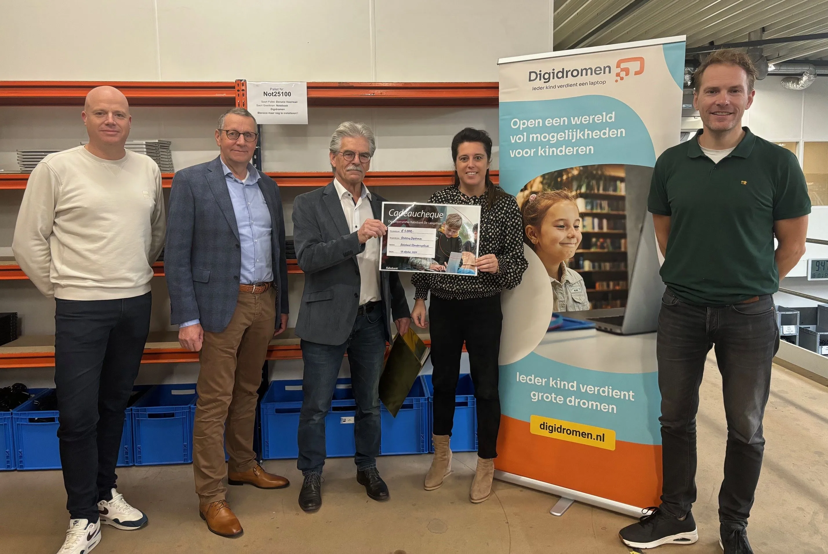 afbeelding cheque uitreiking