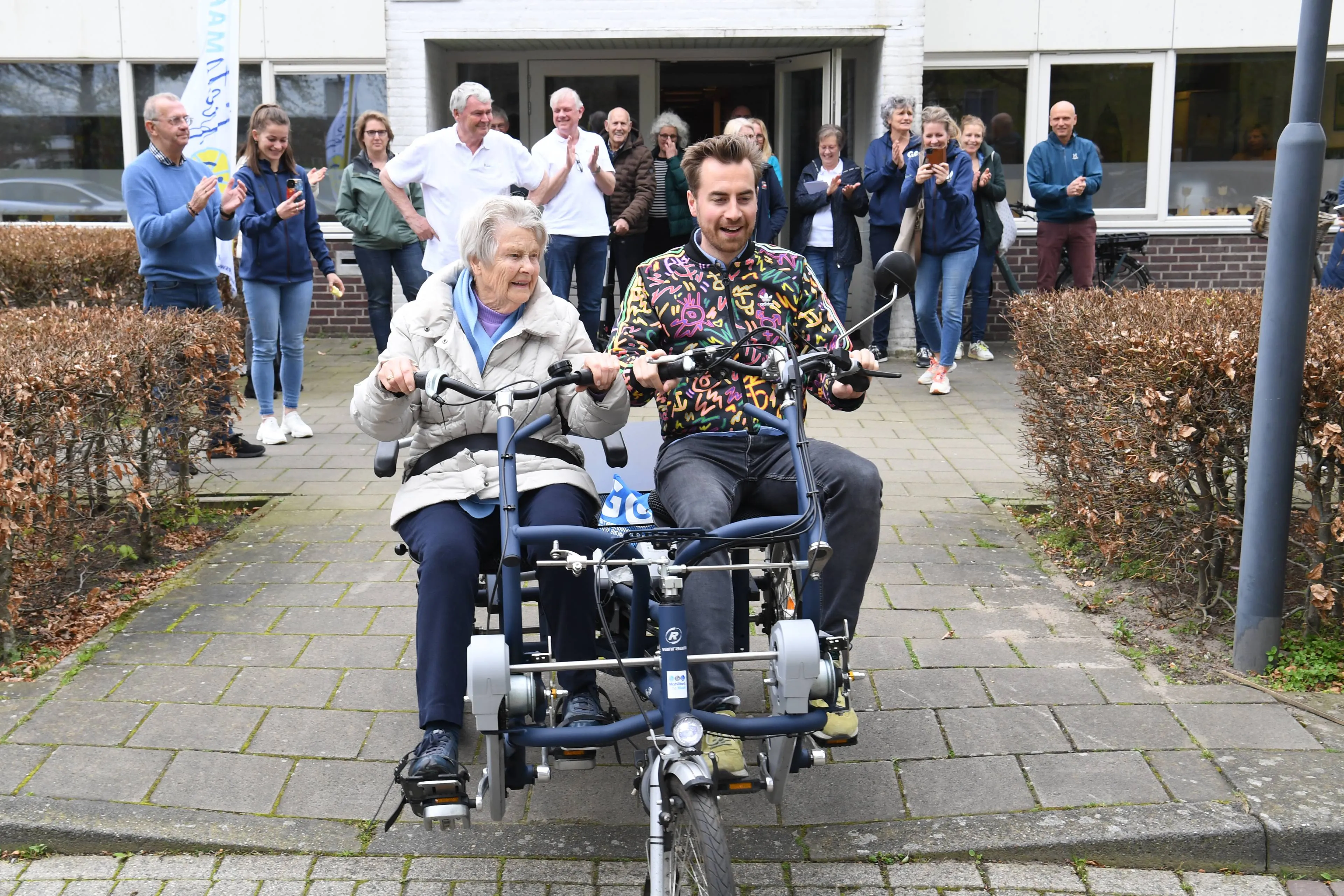 gohealthyweek 2024 feestelijke start stichting fietsmaatjes ww foto pix4profs jan stads