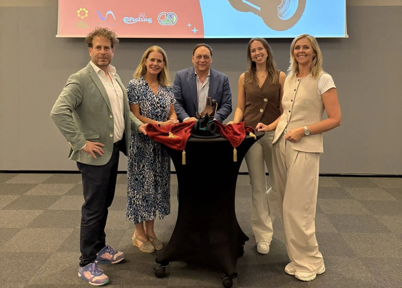 20250922efteling-vekomapresenterenseat-on-wheels-conceptgroup