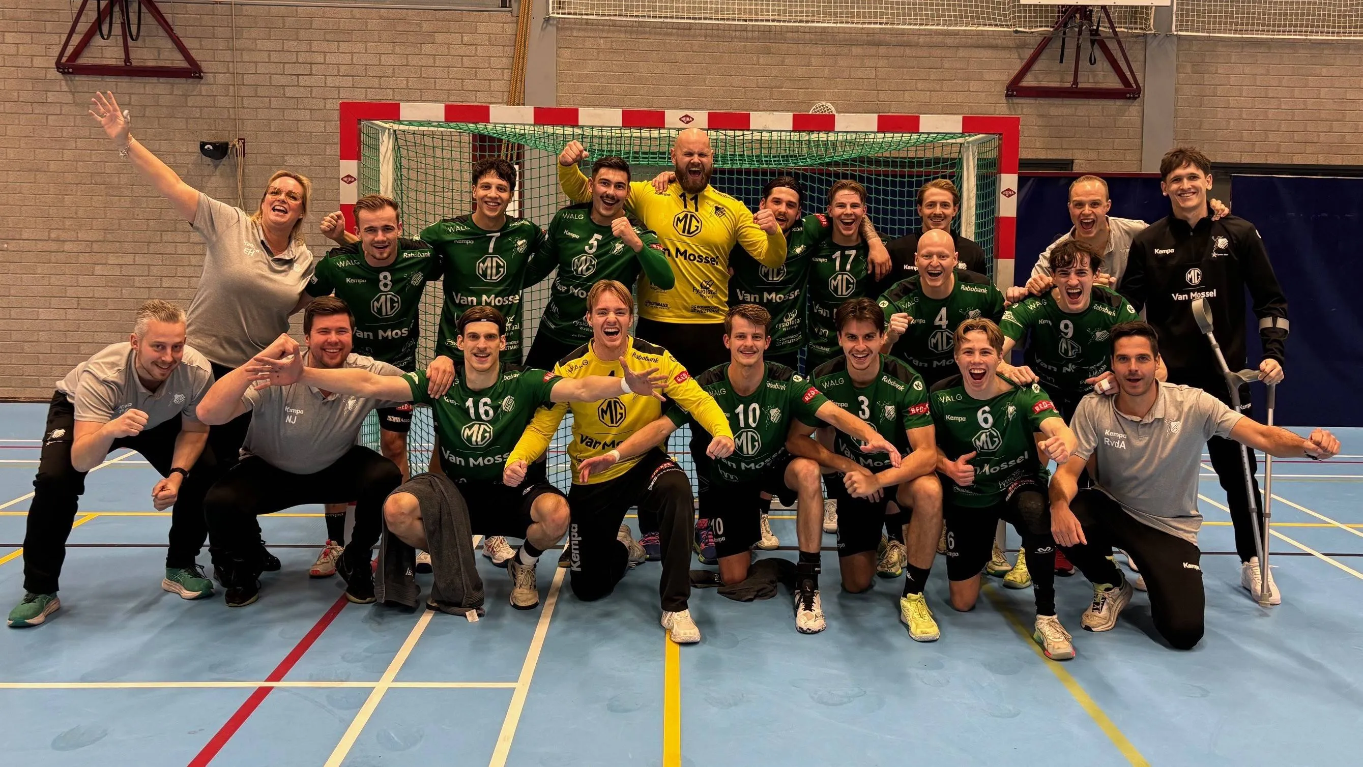 2025-11-26, foto bekerwinst tegen Hellas, ingekaderd