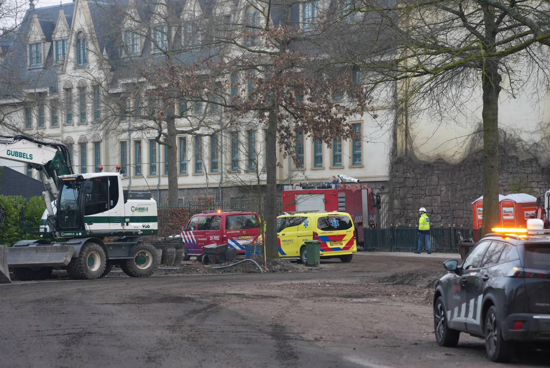 FPMB_SMALL_92720BC2-A830-4C6E-9A2B-8A24A292C47F