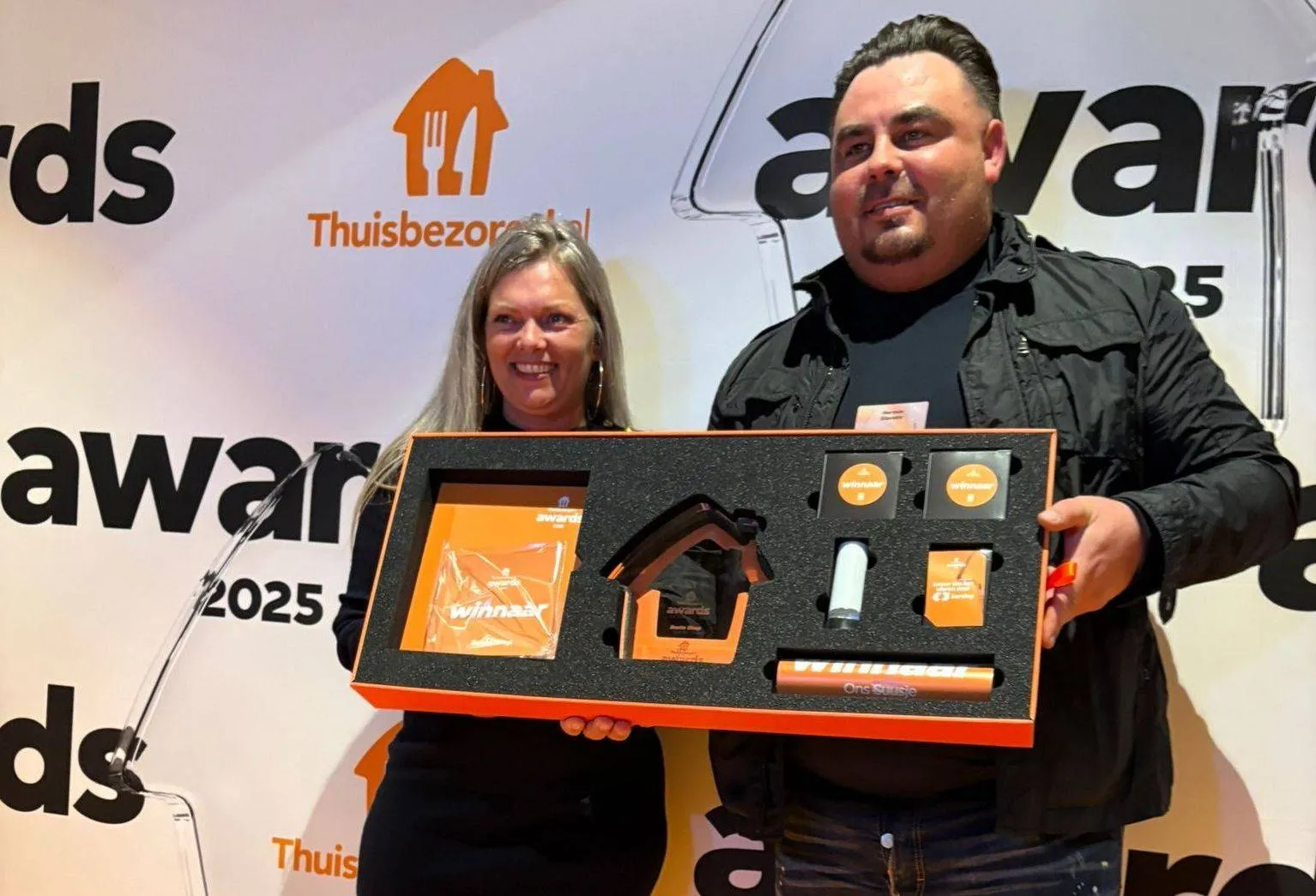 9e52682c-df99-4e50-b9b3-56a3166bb7a5