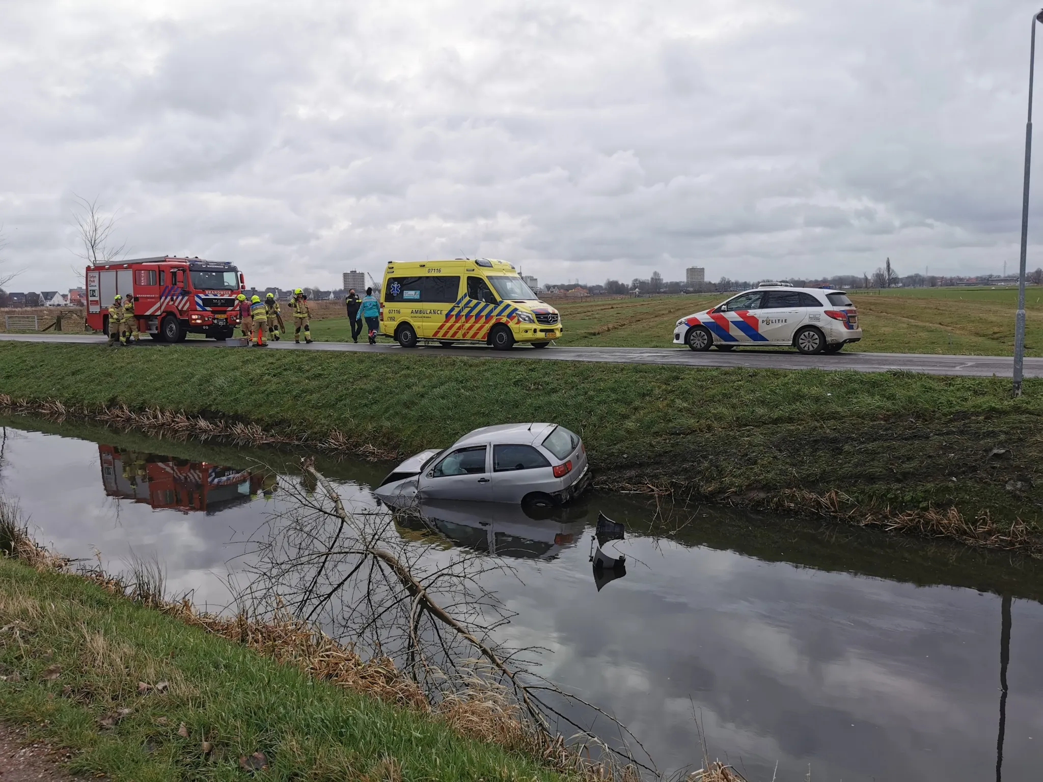 14 03 auto te water 2