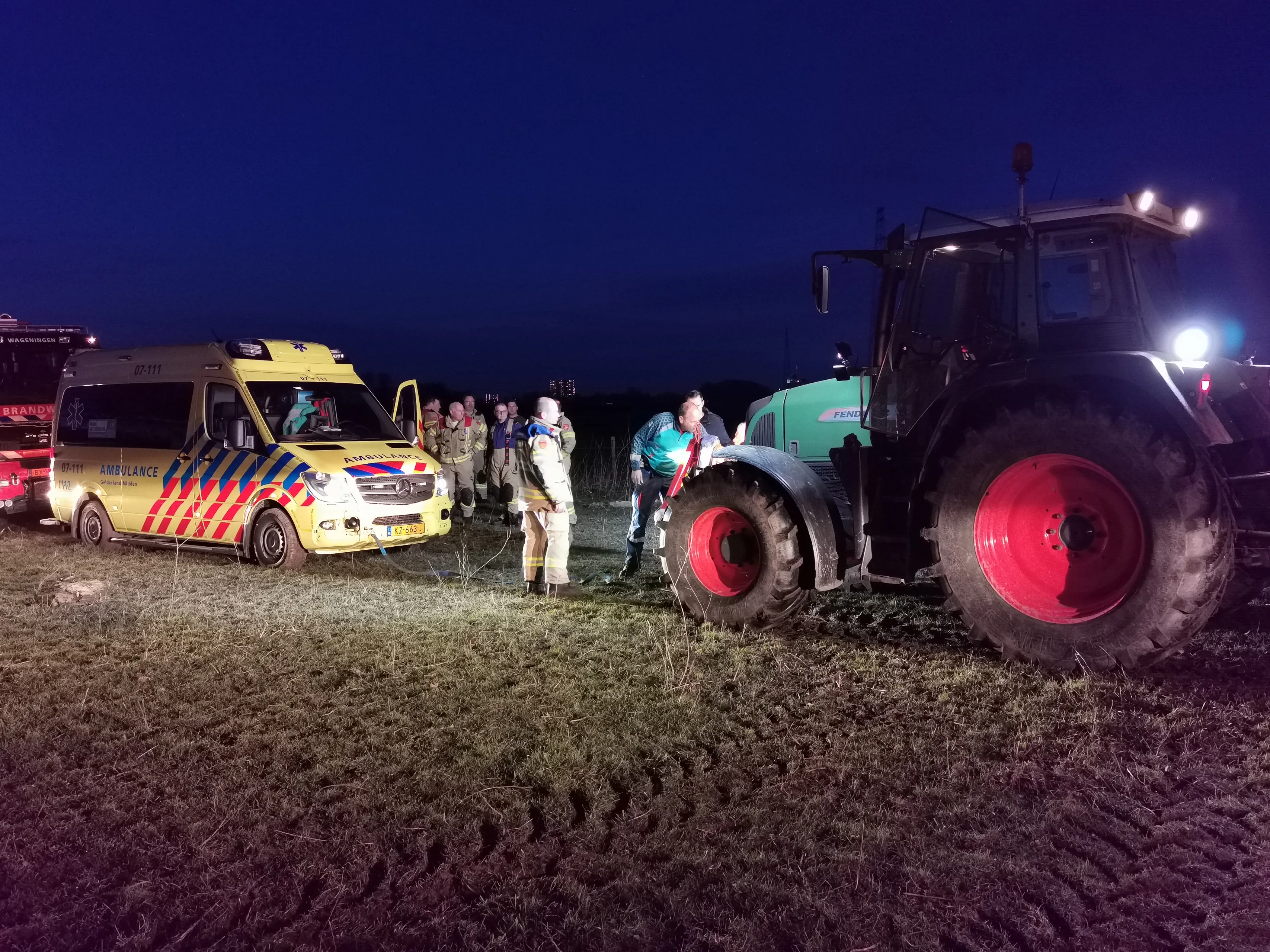 16 03 persoon te water 1