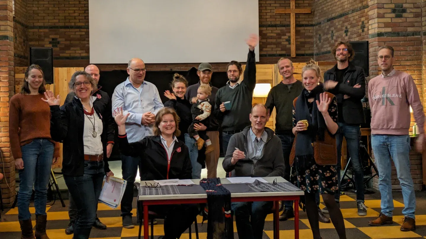 2d2c1b40 304c 427c 83e1 7e77e574b3ac thumb1440