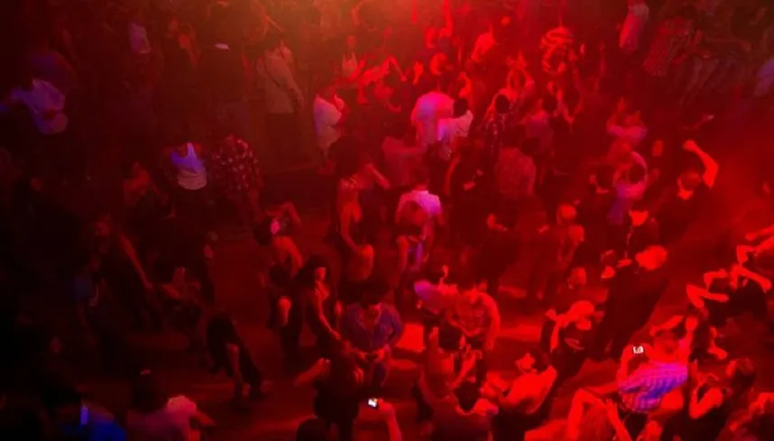 ben je oke om uitgaan gezellig te houden 715x408